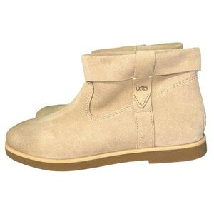 UGG Josefene Bootie Suede Ankle Boots Sand Womens Size 9